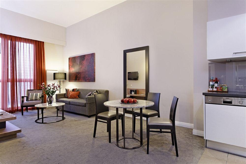 Adina Checkpoint Charlie 4* Berlin